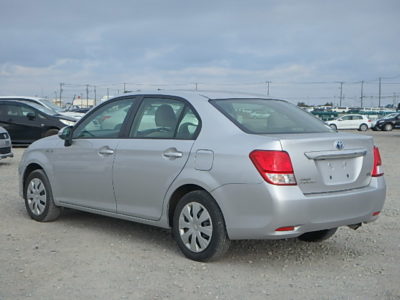 Toyota Corolla Axio Hybrid Year 2013 Automatic transmission petrol 2WD beige color Ksh 1.1M