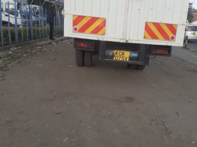 Ashok Leyland year 2018 12 Tone diesel manual truck covered body white color in excellent condition