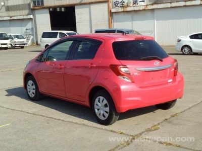 TOYOTA VITZ