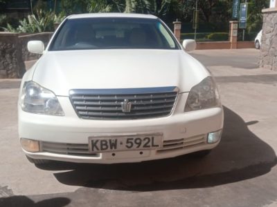 Toyota Crown Royal Saloon