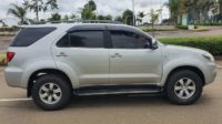 EXTREMELY CLEAN TOYOTA FORTUNER