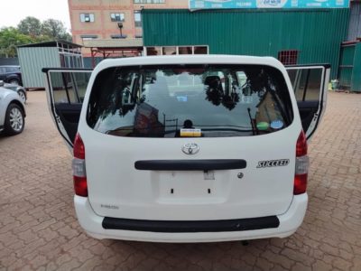 Toyota Probox 2015 call 0727549167