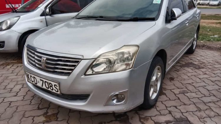 TOYOTA PREMIO call 0748192326