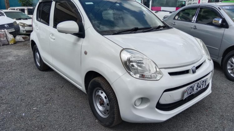 TOYOTA PASSO call 0748192326